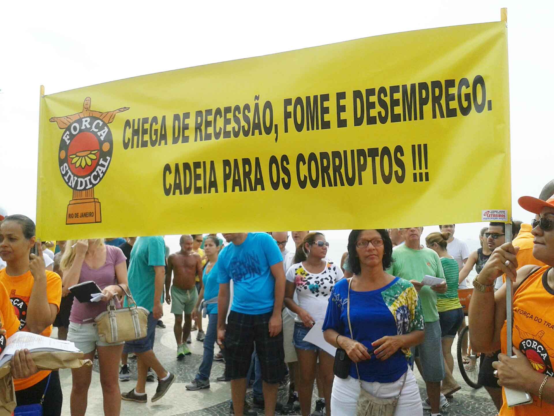 Manifestação 15 faixa (1) cópia