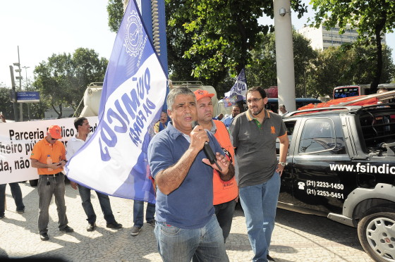 Sergio Araújo pres do STIPDAENIT