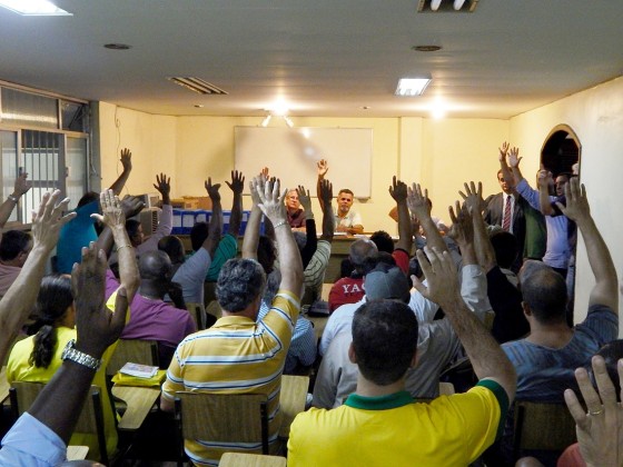 foto assembleia estado de greve menor