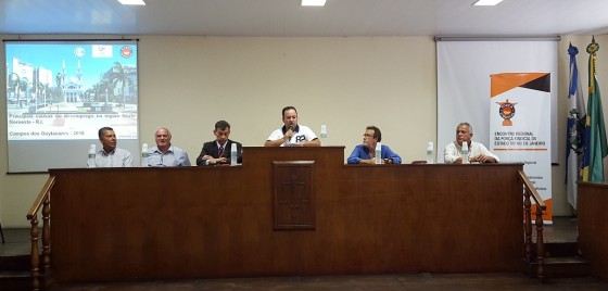 Da esquerda para a direita: Alcimar Ribeiro, Auler Carneiro (ambos do GPIDMR-UENF/UNIFLU), Humberto Nobre (OAB-Campos), Marquinho da Força, David de Souza (ambos da Força RJ) e Orlando Portugal, secretário municipal de Desenvolvimento Econômico de Campos 